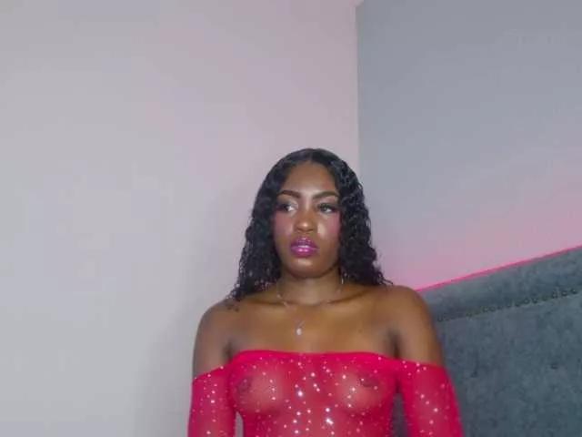 NaiaGils from BongaCams