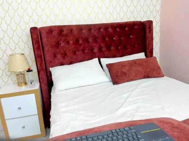 Natalydereck webcams show profile image 