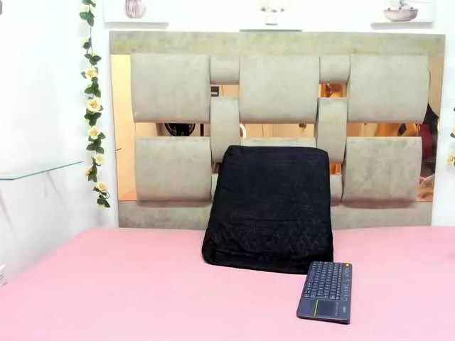 Natasha-Adams from BongaCams