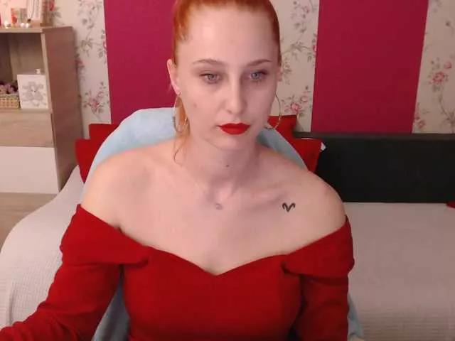 NatashaRouge from BongaCams