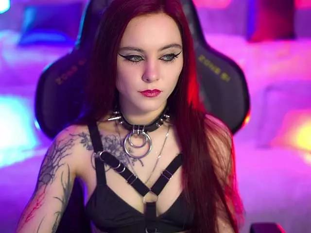 Nellene from BongaCams