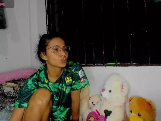 nentia-horny from BongaCams
