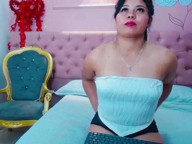 NicolleRossee webcams show profile image 
