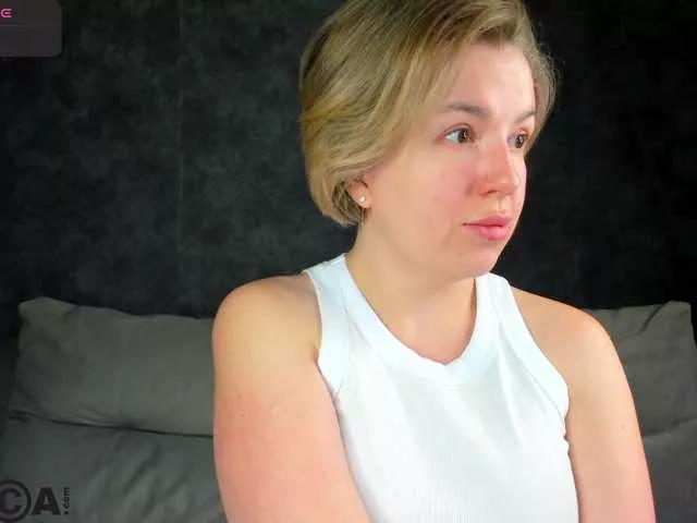 Nikki-Kai from BongaCams