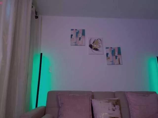 NinaMichelle from BongaCams