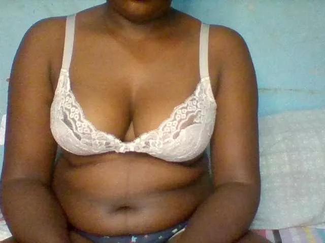 Njeee76 from BongaCams