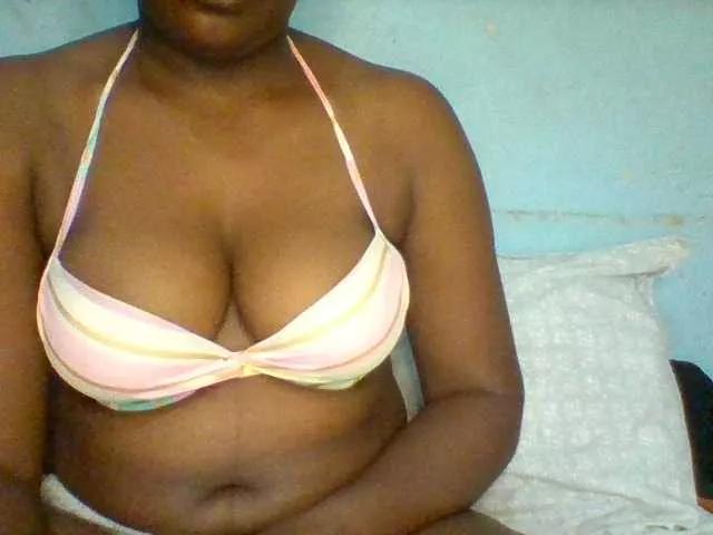 Njeee76 from BongaCams