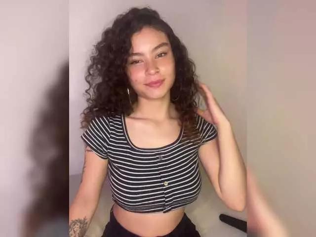 nlana from BongaCams