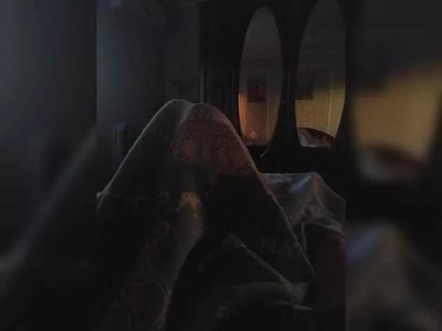 P-a-n-t-h-e-r from BongaCams