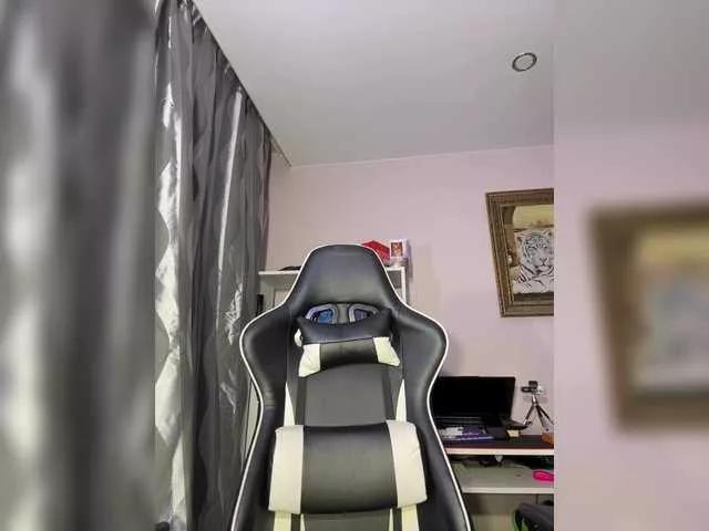 Paratrax from BongaCams