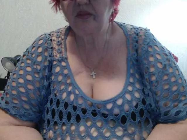 PeggySoft from BongaCams