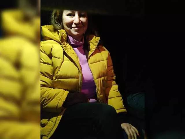 Perepyganue from BongaCams