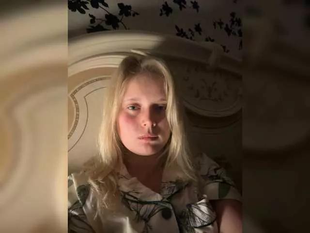 Pionchick webcams show profile image 