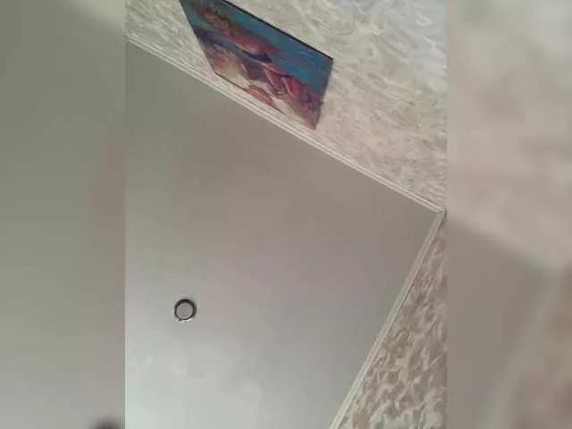 pizzahubb from BongaCams