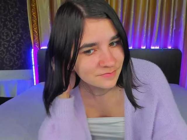 Polly-Love from BongaCams