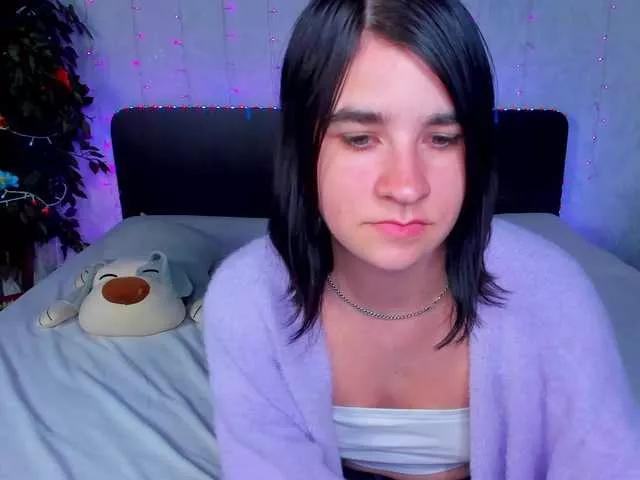 Polly-Love from BongaCams