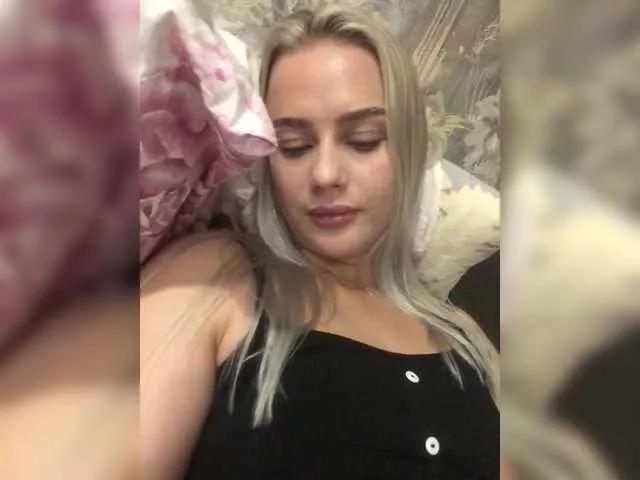PrettyKatea webcams show profile image 