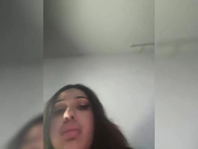 Pureee webcams show profile image 