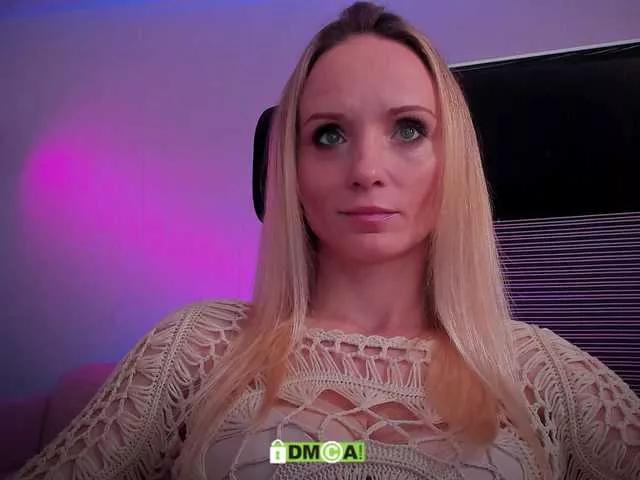 purple-love from BongaCams