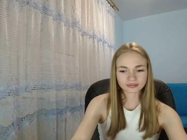 Pussyya from BongaCams