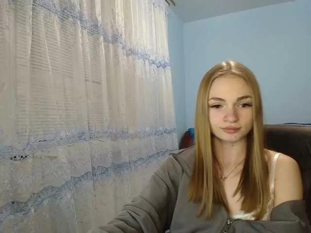 Pussyya from BongaCams