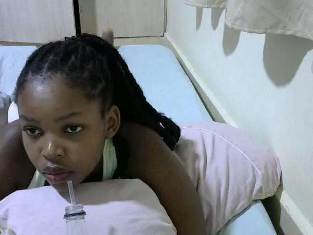 queen-sasha1 from BongaCams