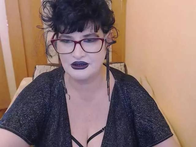 QueenOfSin from BongaCams