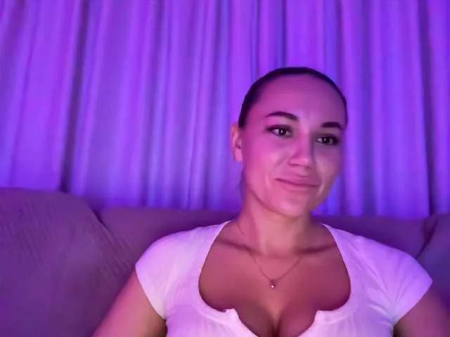 QWEENII webcams show profile image 