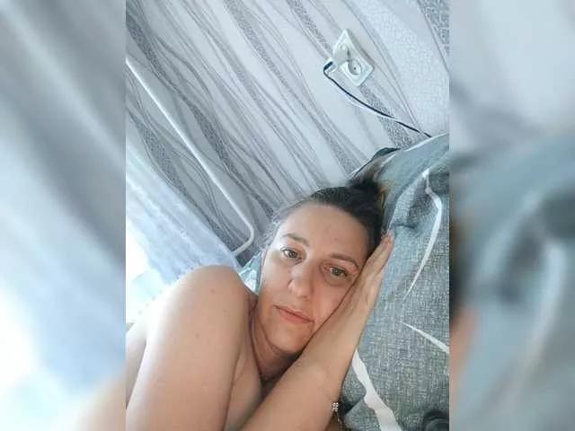 Rellaxx1 from BongaCams