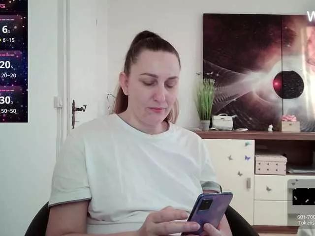 Rellaxx1 from BongaCams