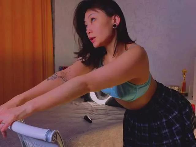 RenaWong webcams show profile image 