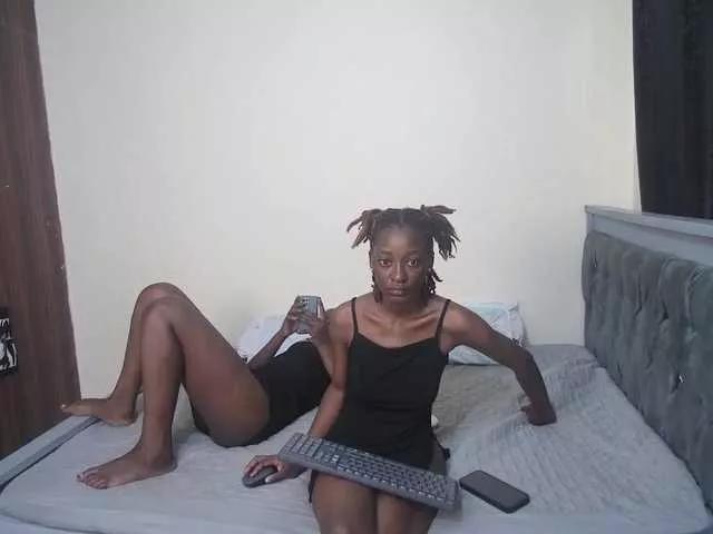 Robin109 webcams show profile image 