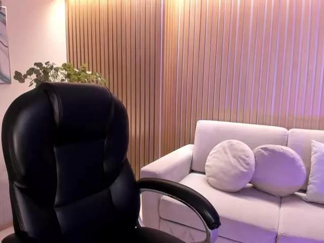 RossieRhoades from BongaCams