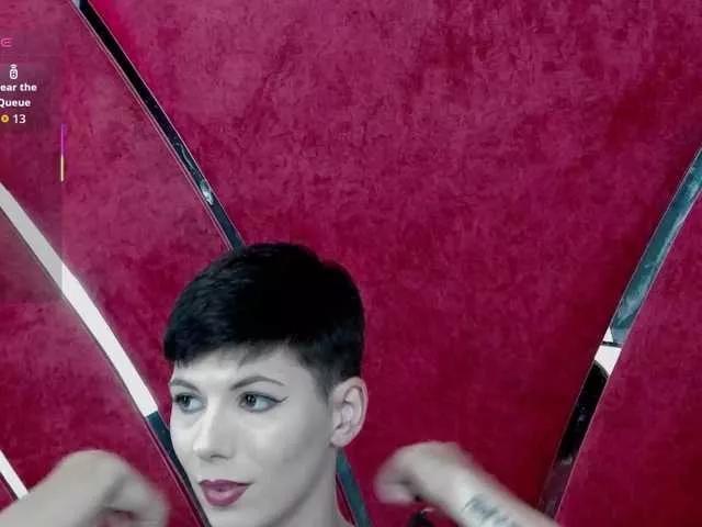 RoxxyRouge from BongaCams