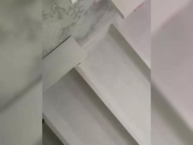 SallyeLeins from BongaCams
