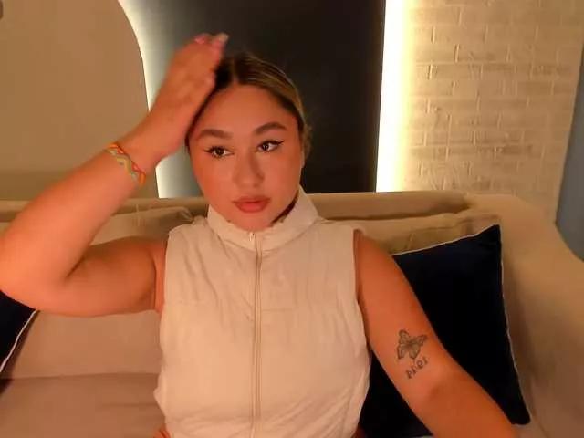 SamanthaConnor from BongaCams