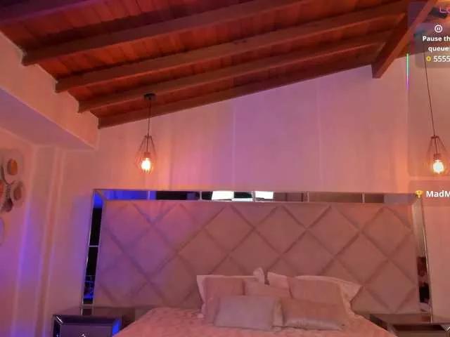 SamanthaKlein from BongaCams