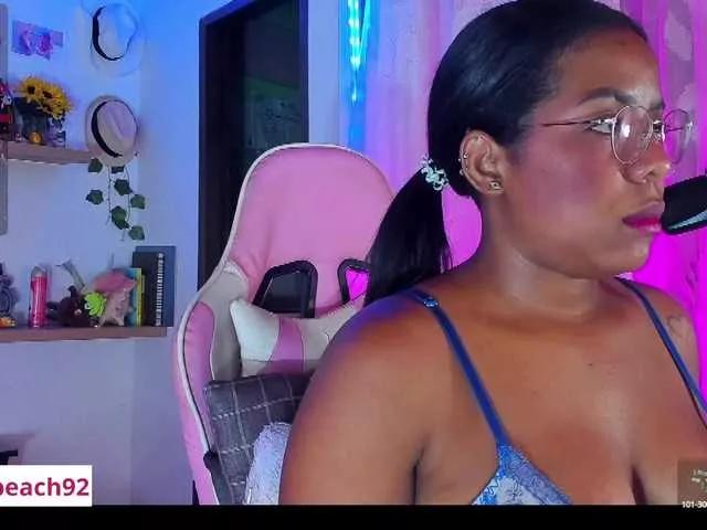 Sammypeach webcams show profile image 