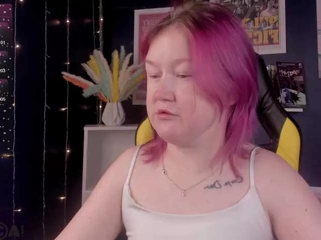 Sara-Moor from BongaCams