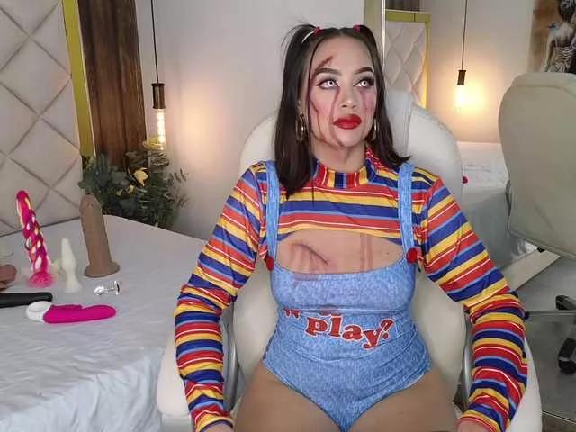 Saraa-stone from BongaCams