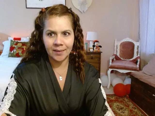 SaraBrandon from BongaCams