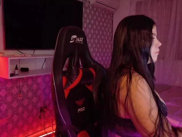 Sarah2Colliins from BongaCams