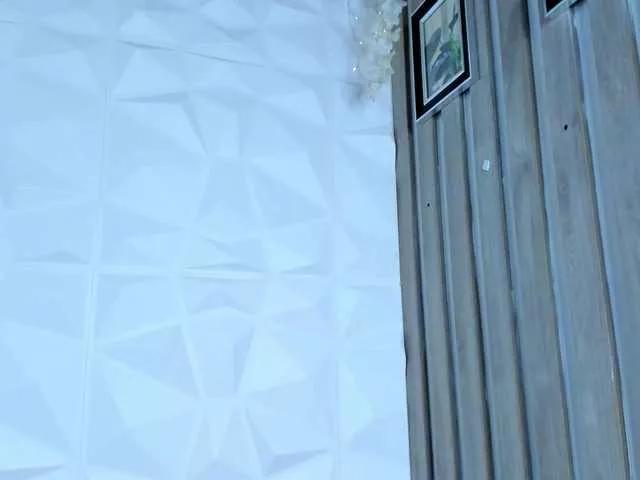 sarahcox from BongaCams