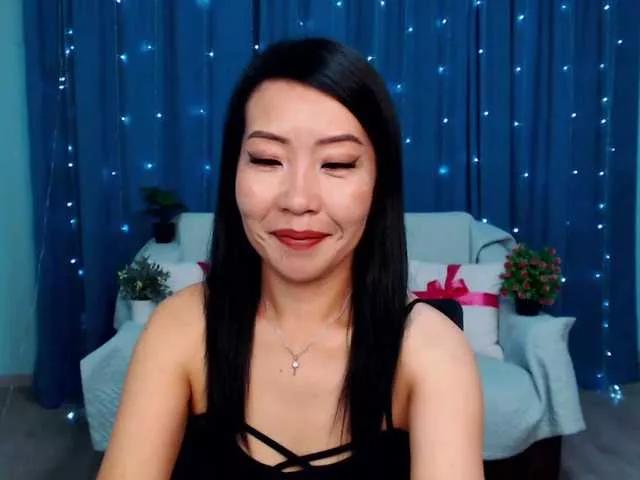 Sarahsexygirl from BongaCams