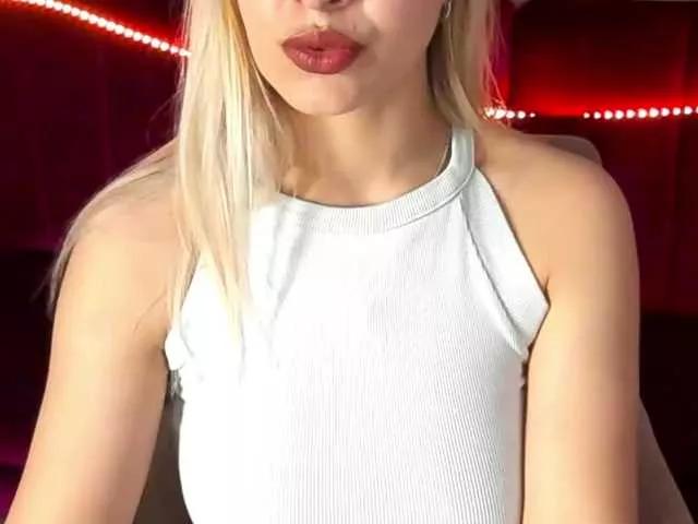 SashaBlooms from BongaCams