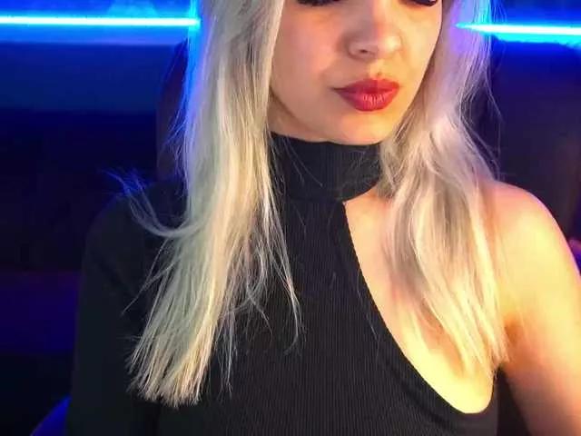 SashaBlooms from BongaCams