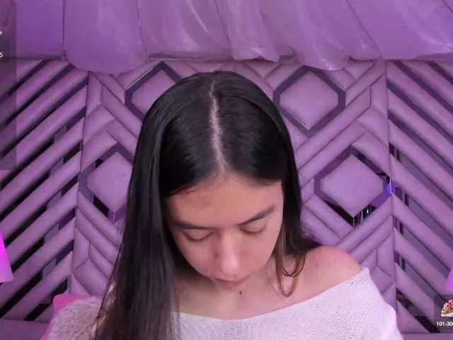SashaCollinss from BongaCams