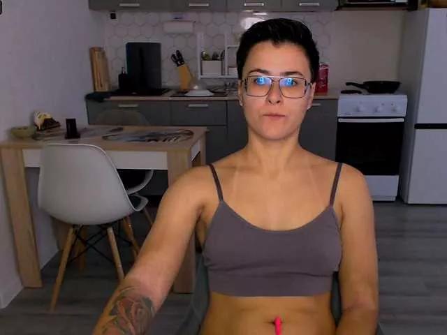Sashanotfound from BongaCams