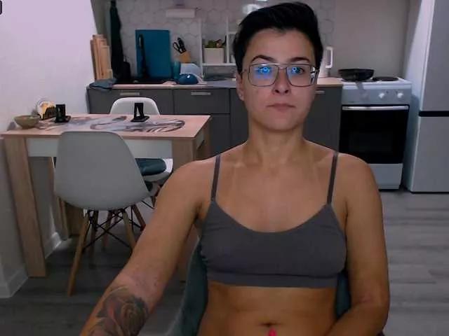 Sashanotfound from BongaCams