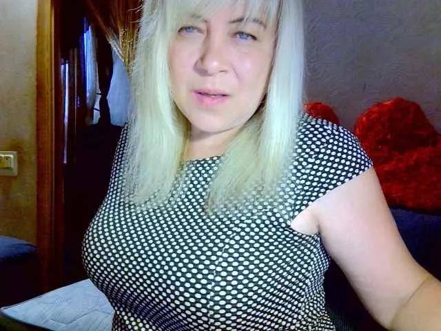 Savan35na from BongaCams